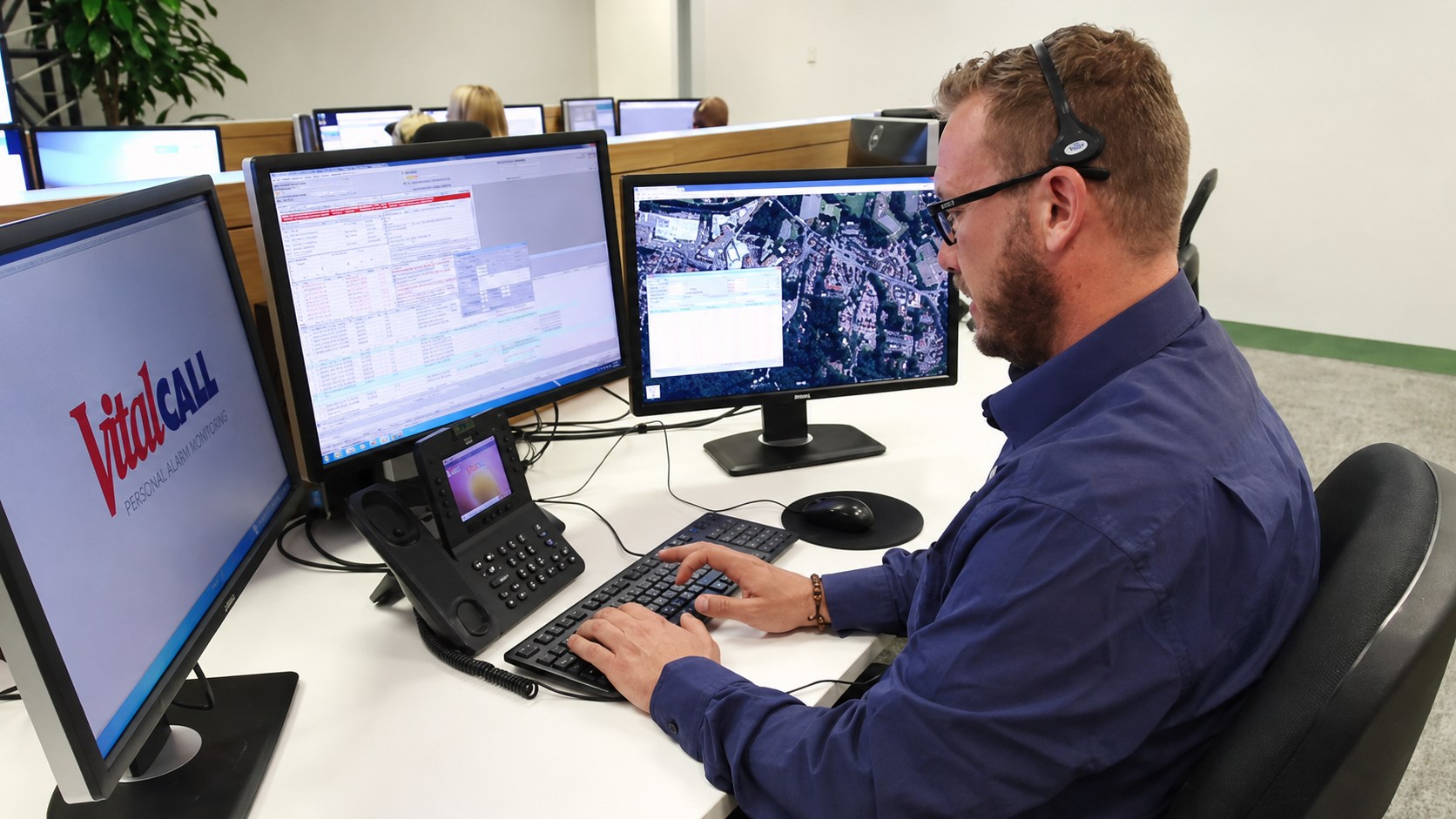 VitalCALL New Zealand monitoring centre operator